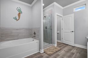 Soggy Bottom 3 Bedroom Home by RedAwning