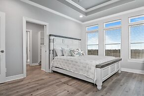 Soggy Bottom 3 Bedroom Home by RedAwning