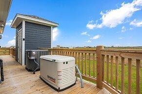 Soggy Bottom 3 Bedroom Home by RedAwning