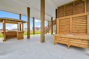 Soggy Bottom 3 Bedroom Home by RedAwning