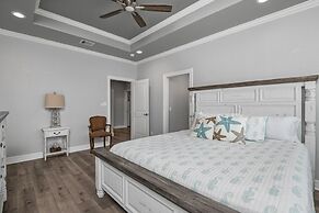 Soggy Bottom 3 Bedroom Home by RedAwning
