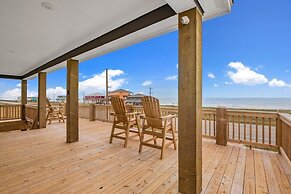 Soggy Bottom 3 Bedroom Home by RedAwning