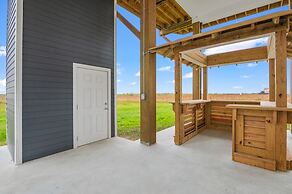 Soggy Bottom 3 Bedroom Home by RedAwning