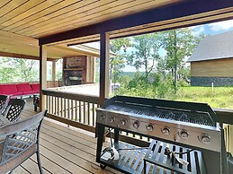 Cj's Mountain Lodge by Taylor Made Deep Creek