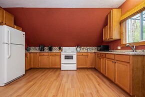 Cottage at Slope's Edge