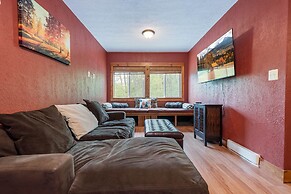 Cottage at Slope's Edge