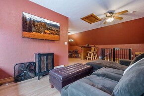 Cottage at Slope's Edge