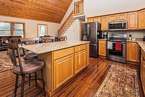 Dancing Bear Lodge by Taylor Made Deep Creek