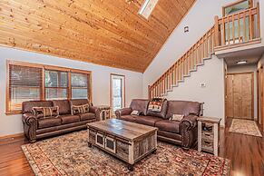 Dancing Bear Lodge by Taylor Made Deep Creek