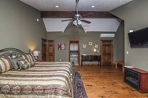 Donnas Choice by Taylor Made Deep Creek