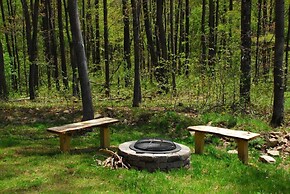 Donovan's Dacha by Taylor Made Deep Creek