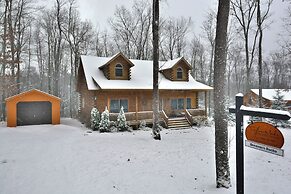Donovan's Dacha by Taylor Made Deep Creek