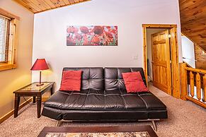 Donovan's Dacha by Taylor Made Deep Creek