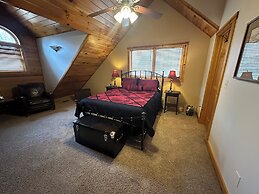 Donovan's Dacha by Taylor Made Deep Creek