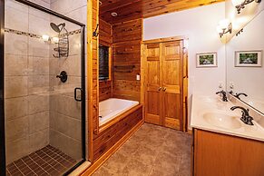 Donovan's Dacha by Taylor Made Deep Creek