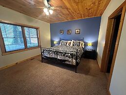 Donovan's Dacha by Taylor Made Deep Creek