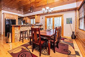 Donovan's Dacha by Taylor Made Deep Creek
