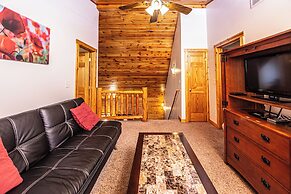 Donovan's Dacha by Taylor Made Deep Creek