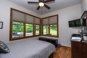 Eagle's Rest by Taylor Made Deep Creek
