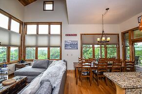 Eagle's Rest by Taylor Made Deep Creek