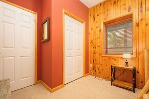 Fore Seasons Getaway by Taylor Made Deep Creek