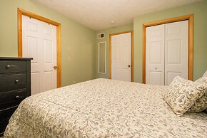 Fore Seasons Getaway by Taylor Made Deep Creek