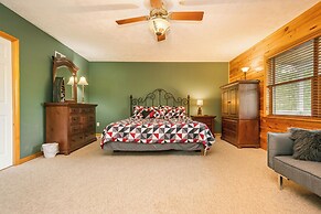 Fore Seasons Getaway by Taylor Made Deep Creek