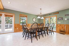Fore Seasons Getaway by Taylor Made Deep Creek