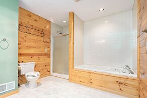 Fore Seasons Getaway by Taylor Made Deep Creek