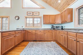 Glass Mountain Lodge by Taylor Made Deep Creek