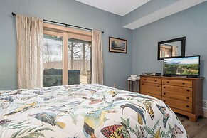 Glass Mountain Lodge by Taylor Made Deep Creek
