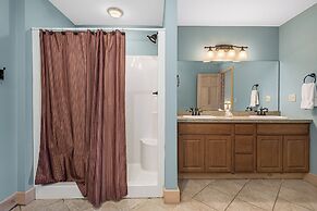 Glass Mountain Lodge by Taylor Made Deep Creek