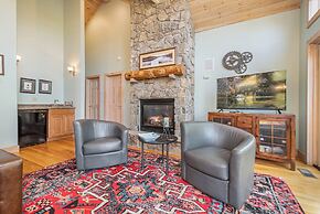 Glass Mountain Lodge by Taylor Made Deep Creek