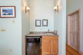 Glass Mountain Lodge by Taylor Made Deep Creek