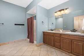 Glass Mountain Lodge by Taylor Made Deep Creek