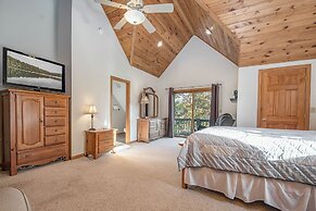 Green Gables by Taylor Made Deep Creek