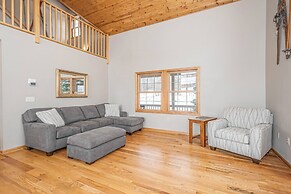 Green Gables by Taylor Made Deep Creek