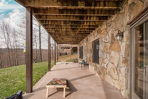 Happyplace Hideaway by Taylor Made Deep Creek