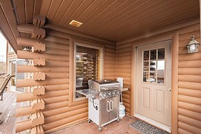 Happyplace Hideaway by Taylor Made Deep Creek