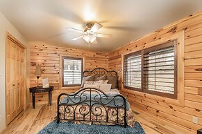 Happyplace Hideaway by Taylor Made Deep Creek