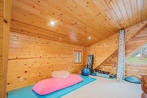 Happyplace Hideaway by Taylor Made Deep Creek