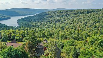 Hawk Mountain by Taylor Made Deep Creek