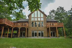 High-skis' Villa by Taylor Made Deep Creek
