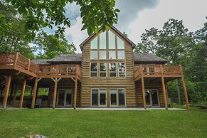 High-skis' Villa by Taylor Made Deep Creek