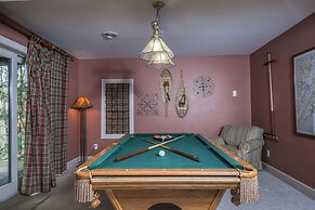 Highland Retreat by Taylor Made Deep Creek