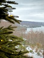 Highland Retreat by Taylor Made Deep Creek