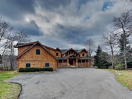 Highland's Heaven by Taylor Made Deep Creek