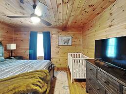 Bearly Beehaven by Taylor Made Deep Creek