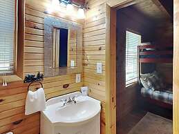 Bearly Beehaven by Taylor Made Deep Creek