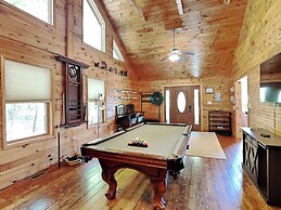 Bearly Beehaven by Taylor Made Deep Creek